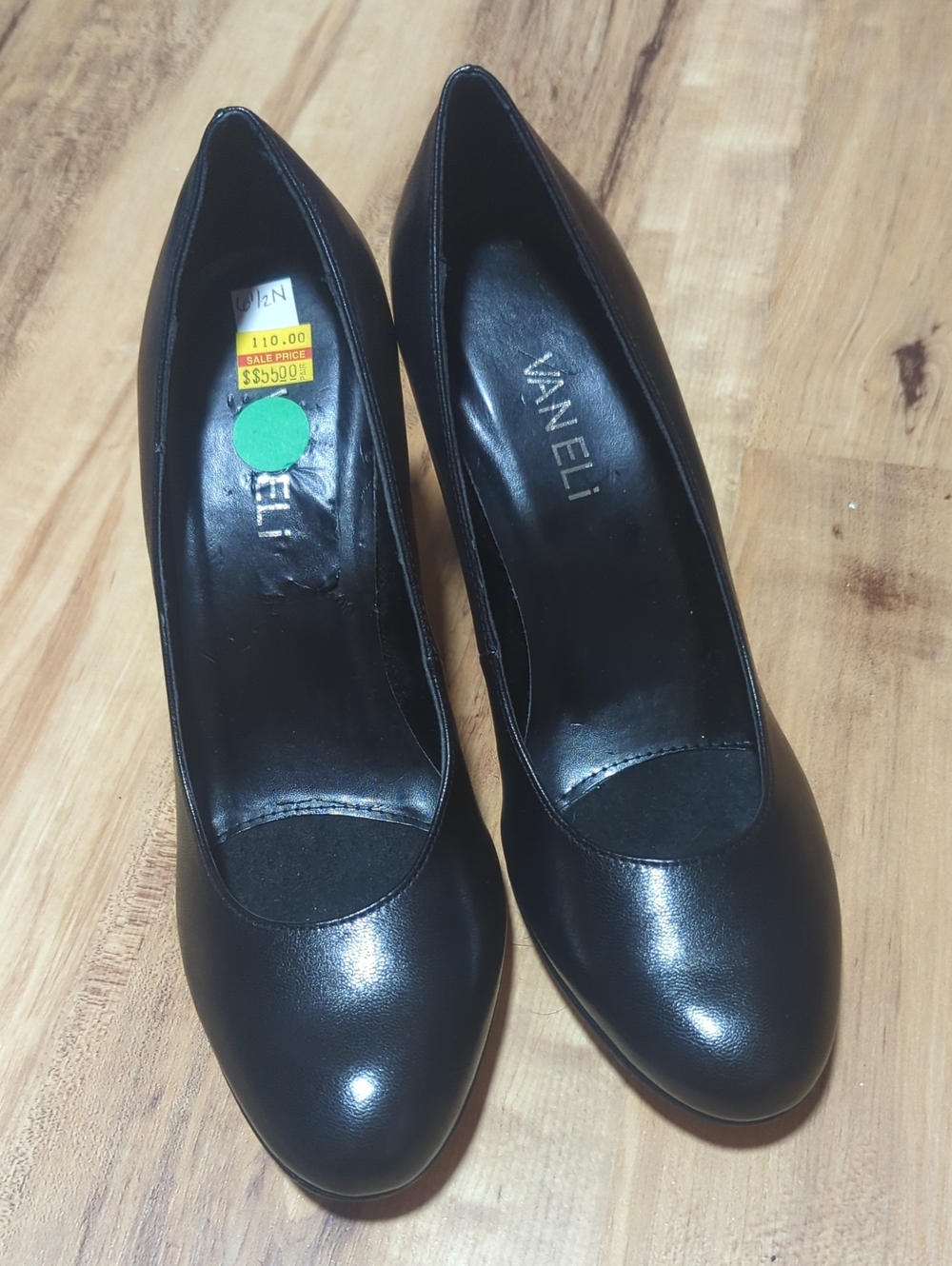 Vaneli Black Leather Round-Toe Pumps